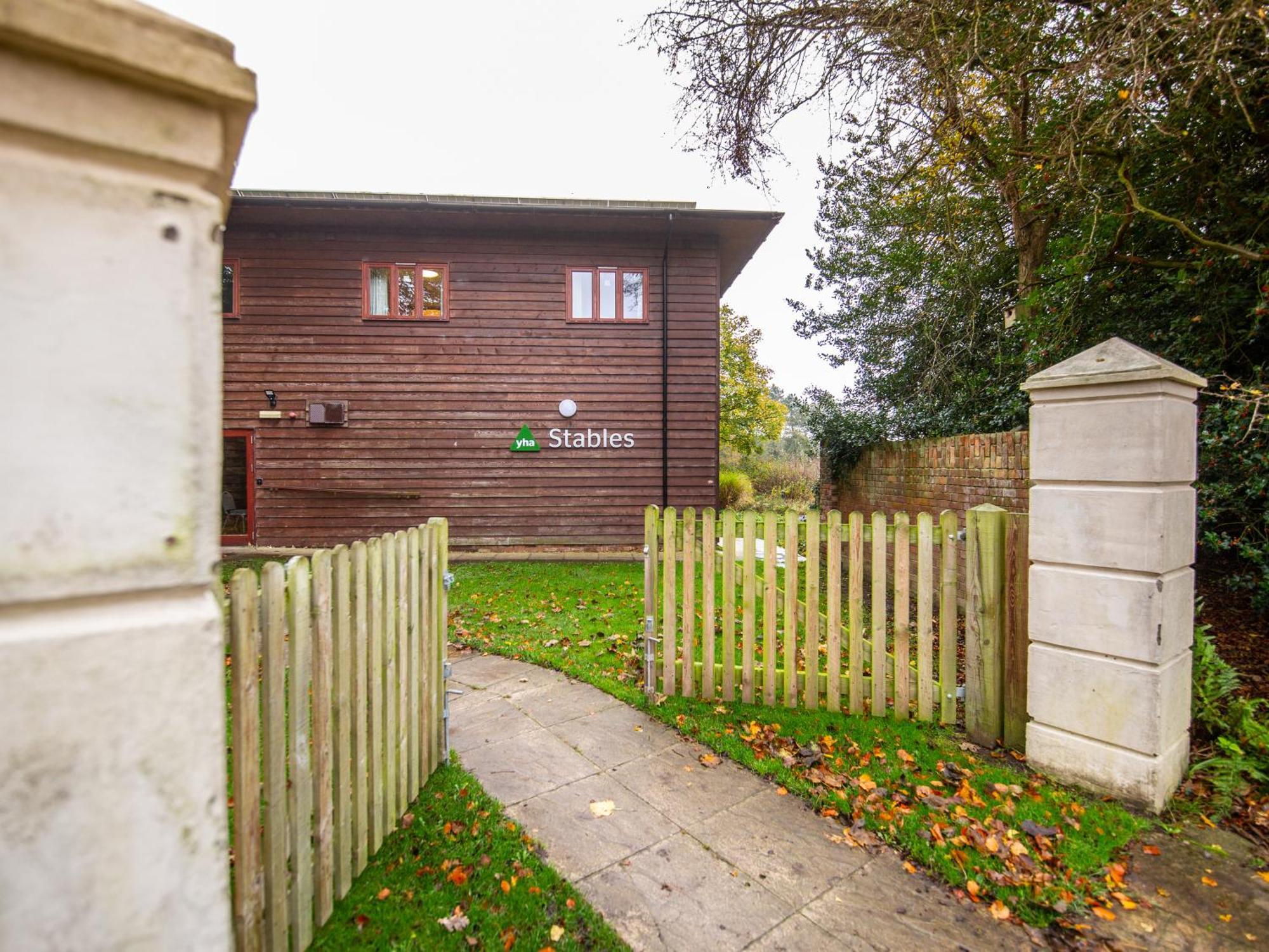 Yha Chester Trafford Hall Dunham-on-the-Hill Exterior photo